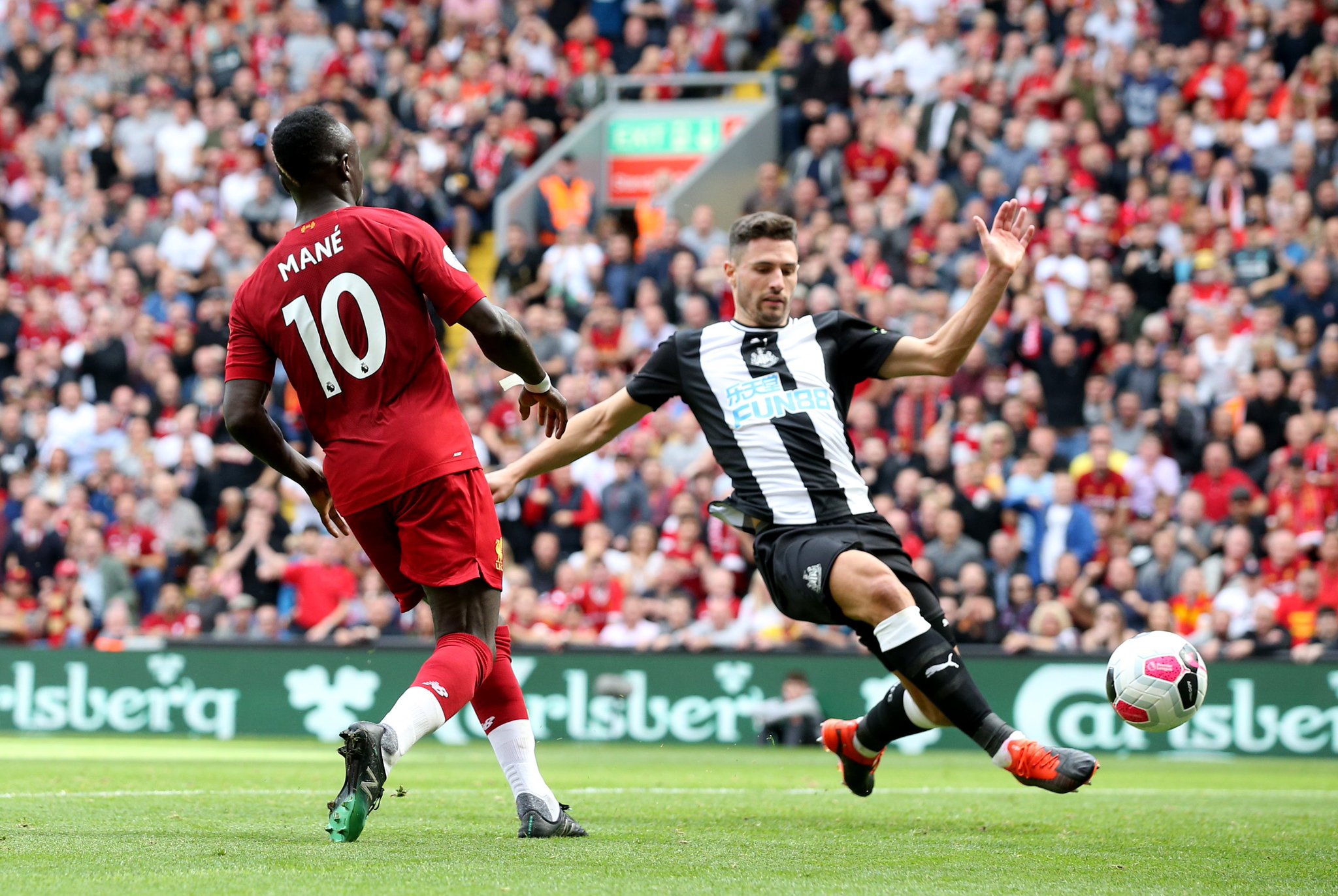 式与汤普森 式与汤普森